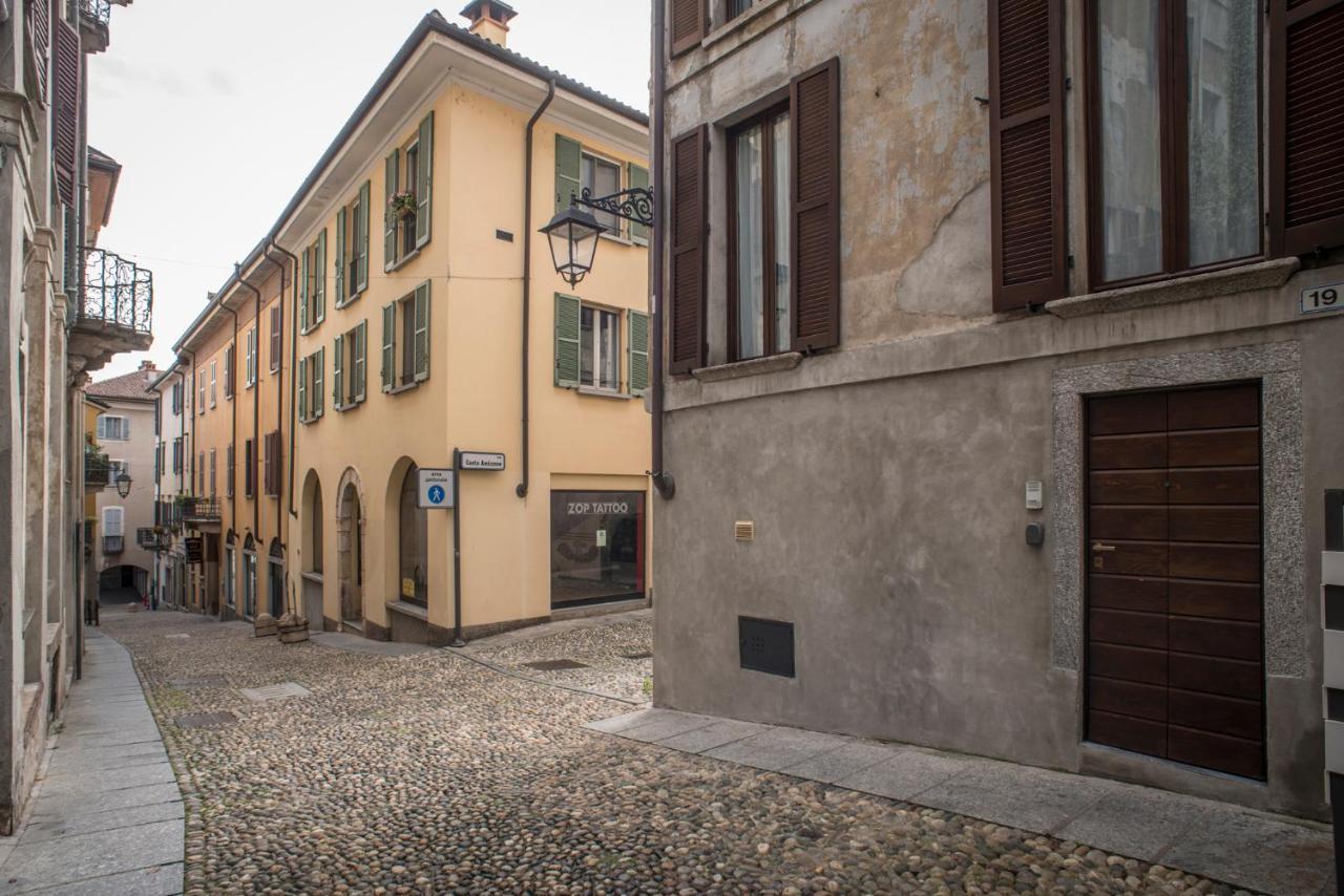 Appartement Cortile Del Forno Nel Centro Storico à Arona Extérieur photo